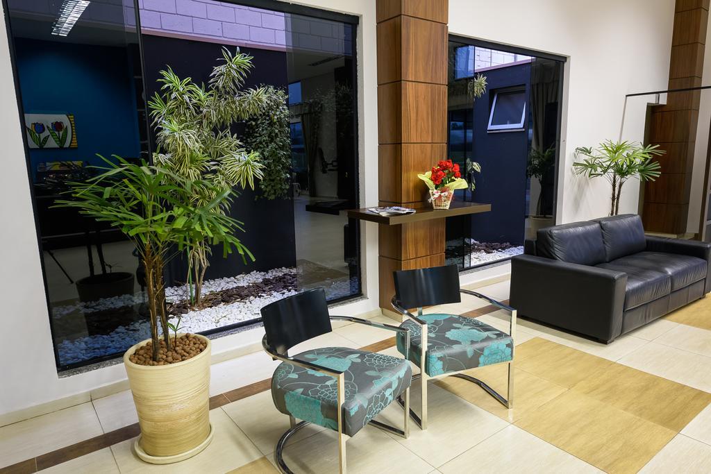 Prisma Plaza Hotel 3*